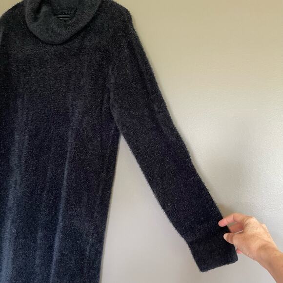 BANANA REPUBLIC EYELASH SWEATER DRESS Black Size Medium Turtleneck Classic Chic - Picture 7 of 15
